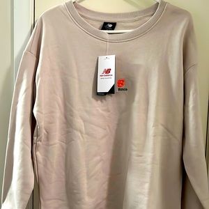 BNWT - New Balance sweater